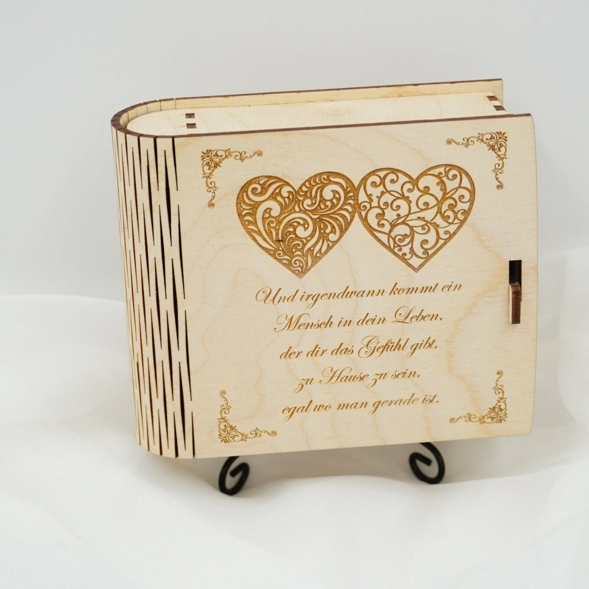 personalisierbare Geschenkbox mit Verschluss aus Holz für Hochzeit