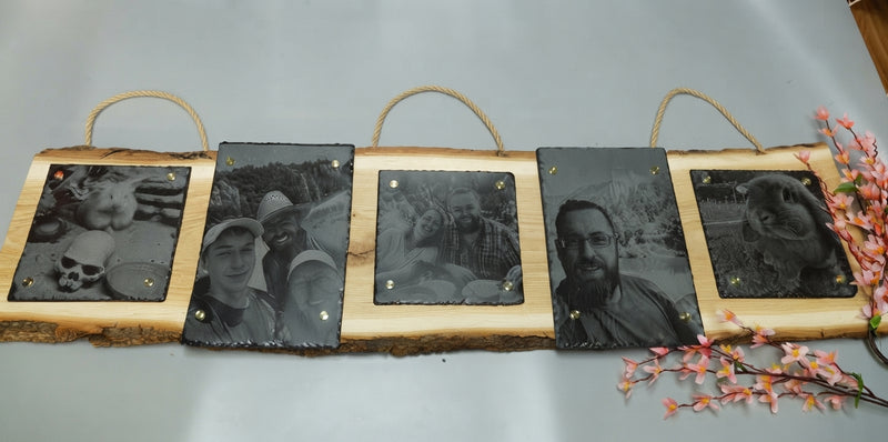 Großes XXL-Wandbild aus Eichenholz mit waagerechter Rinde und mehreren gravierten Schieferplatten Schiefer 20x20 cm und 20x30 und 20x20 und 20x30 und 20x20