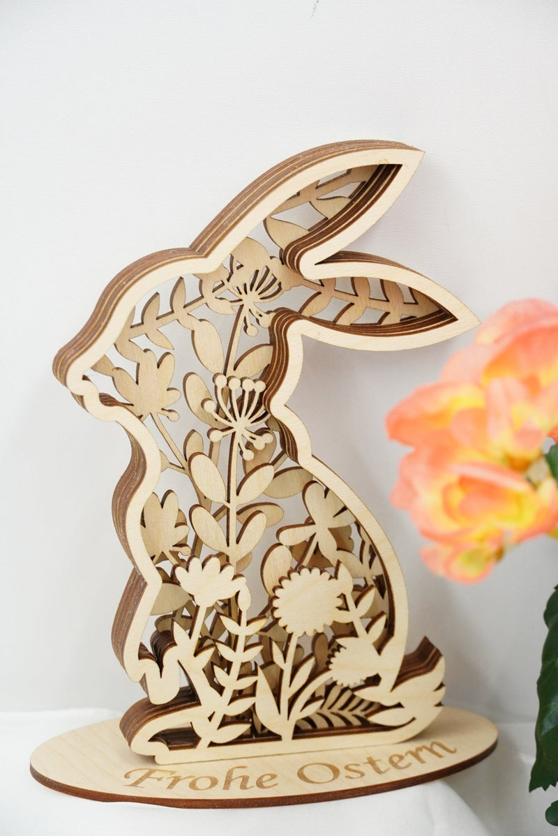 3D Osterhase Aufsteller aus Birken-/Lindensperrholz mit Lasergravur, gefertigt in Niederbayern