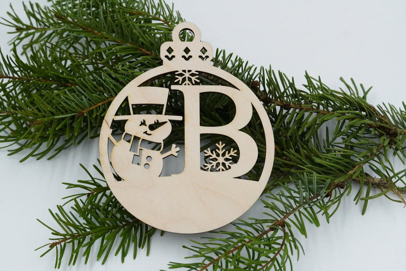Christbaumschmuck "Schneemann" Buchstabe A bis M - personalisiert - RJC - Circle