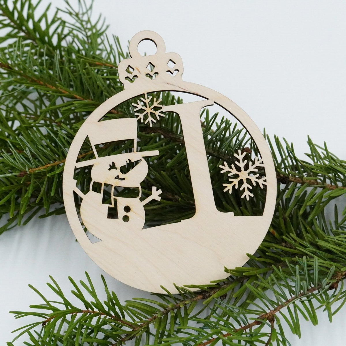 Christbaumschmuck "Schneemann" Buchstabe A bis M - personalisiert - RJC - Circle
