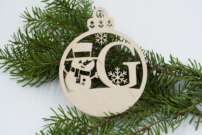 Christbaumschmuck "Schneemann" Buchstabe A bis M - personalisiert - RJC - Circle