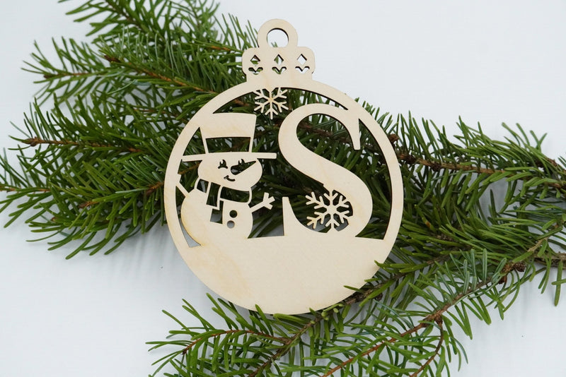 Christbaumschmuck "Schneemann" Buchstabe N bis Z - personalisiert - RJC - Circle