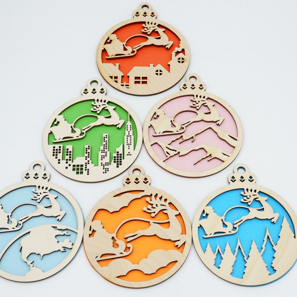 Christbaumschmuck "Weihnachtsmann on Tour" - RJC - Circle