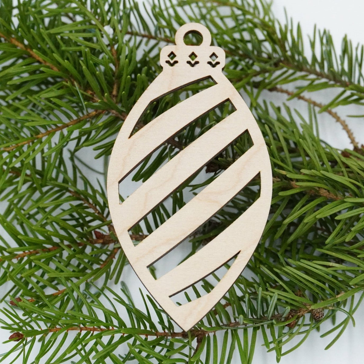 Christbaumschmuck Zapfendesign - RJC - Circle