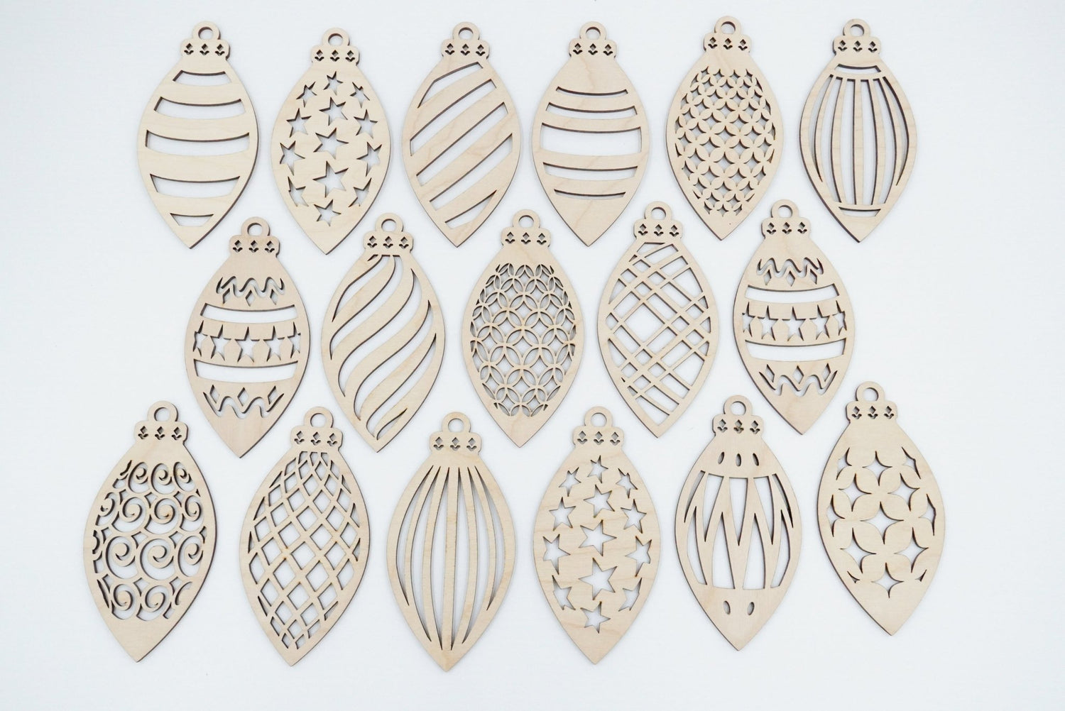 Christbaumschmuck Zapfendesign - RJC - Circle