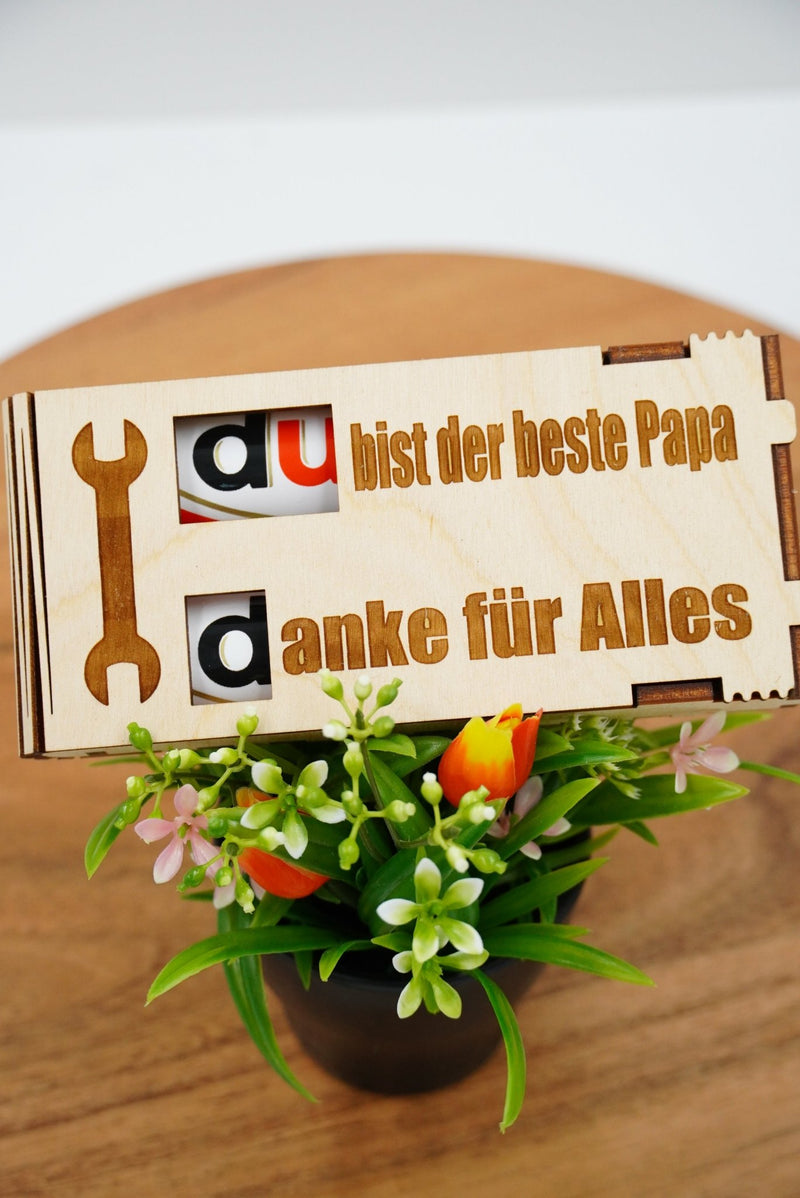 Personalisierte Schokoriegelbox aus Holz mit Gravur – handgefertigtes Geschenk aus Niederbayern, ideal für Schokolade, Hochzeit oder Geburtstag