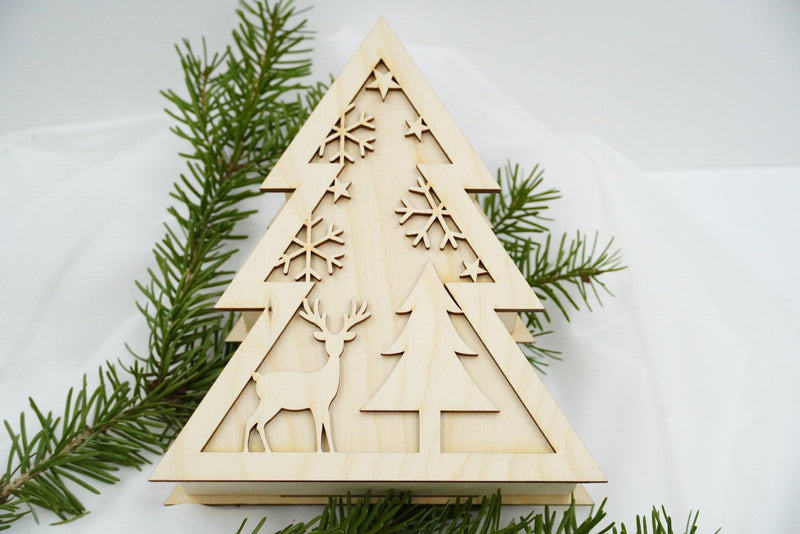 Geschenkbox Tanne - personalisierbar - RJC - Circle