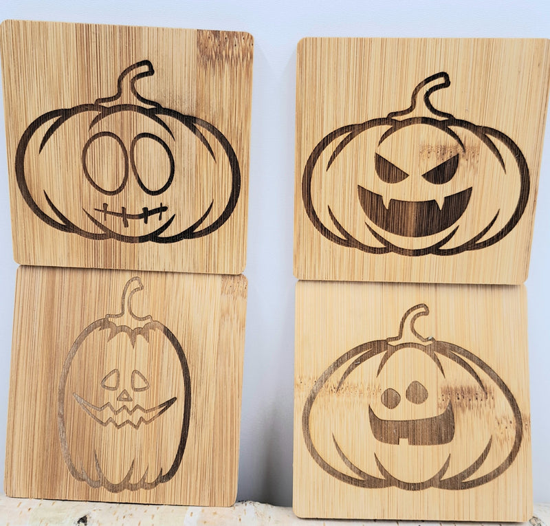 Bambus-Untersetzer mit Kürbis-Gravur – Halloween-Deko aus Niederbayern, nachhaltig und lasergraviert