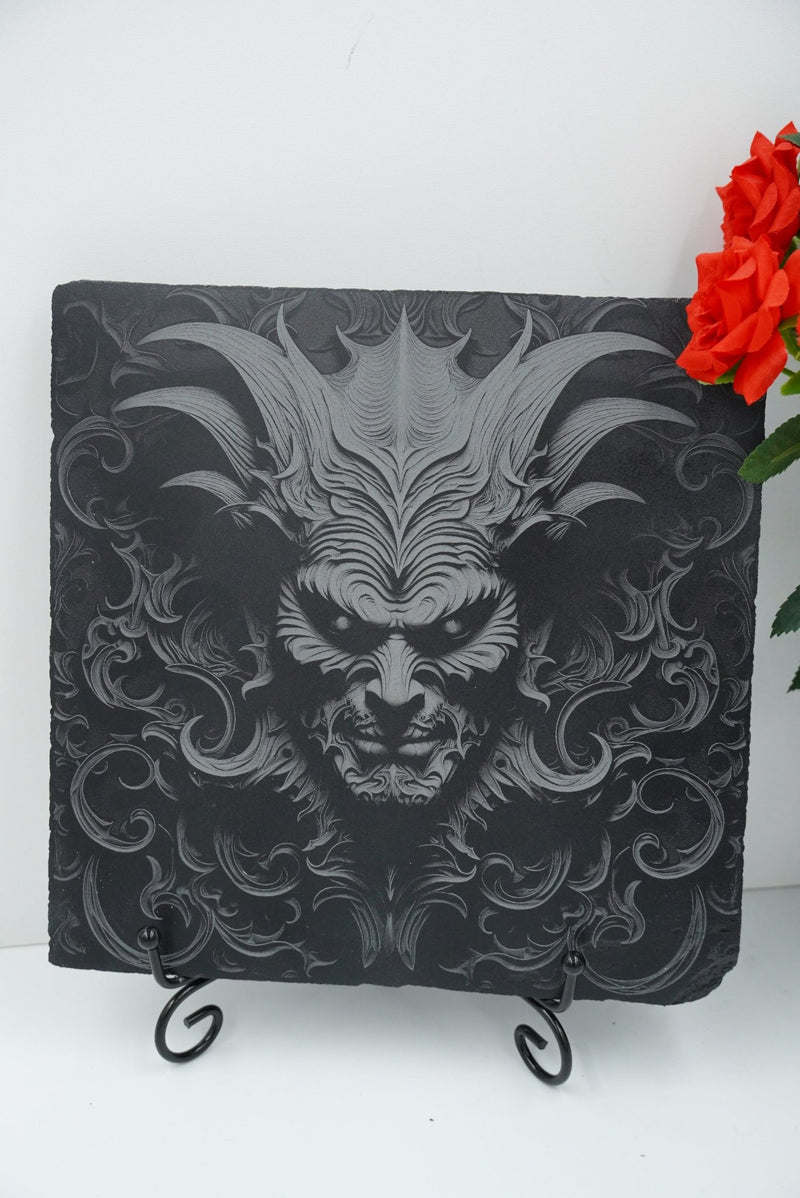 Teufel Schieferplatte mit Lasergravur, personalisierte Halloween-Dekoration, handgefertigt in Niederbayern, Made in Germany