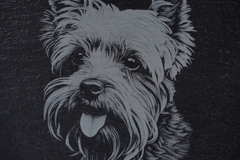 „Hier wache ich“ Schieferschild mit Gravur – Haustier Türschild für Hundehalter - RJC - Circle