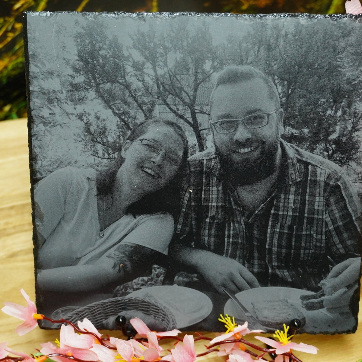 Individuelle Fotogravur auf Schieferplatte eckig – Dein Foto als Kunstwerkeckig - RJC - Circle