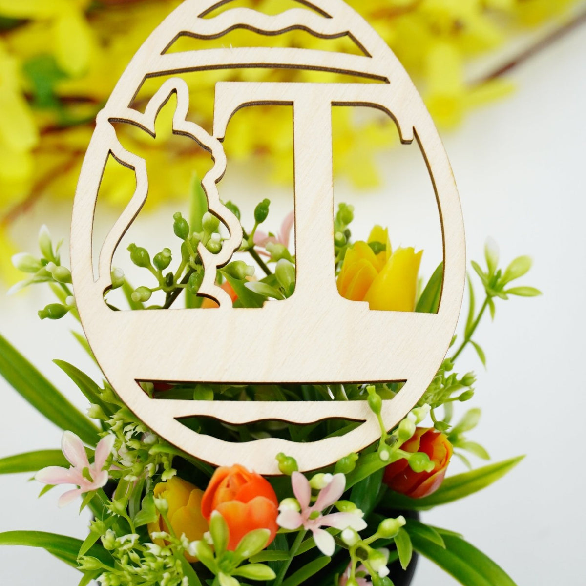 Osterhase mit Buchstabe "N bis Z" - personalisierbar - RJC - Circle