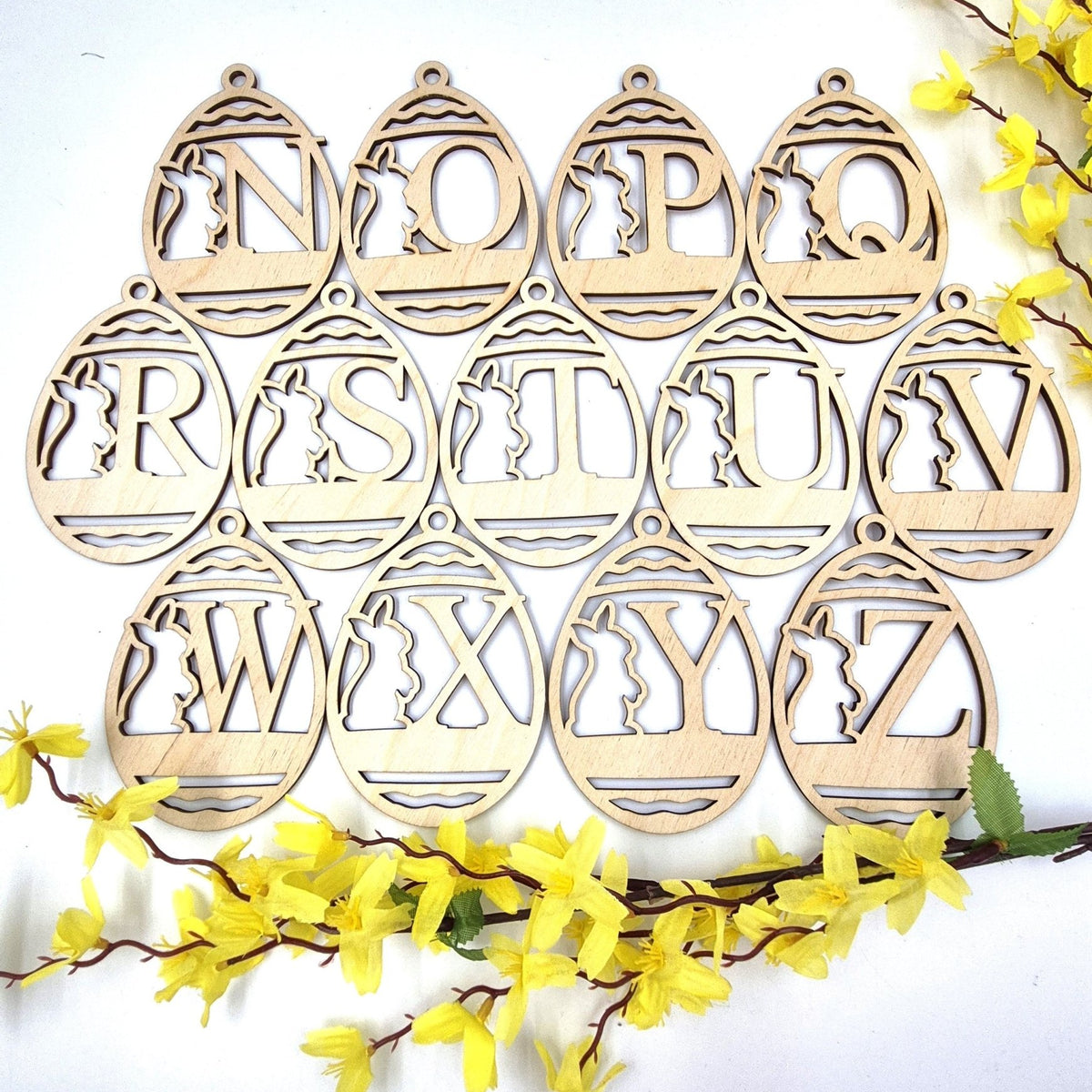 Osterhase mit Buchstabe "N bis Z" - personalisierbar - RJC - Circle
