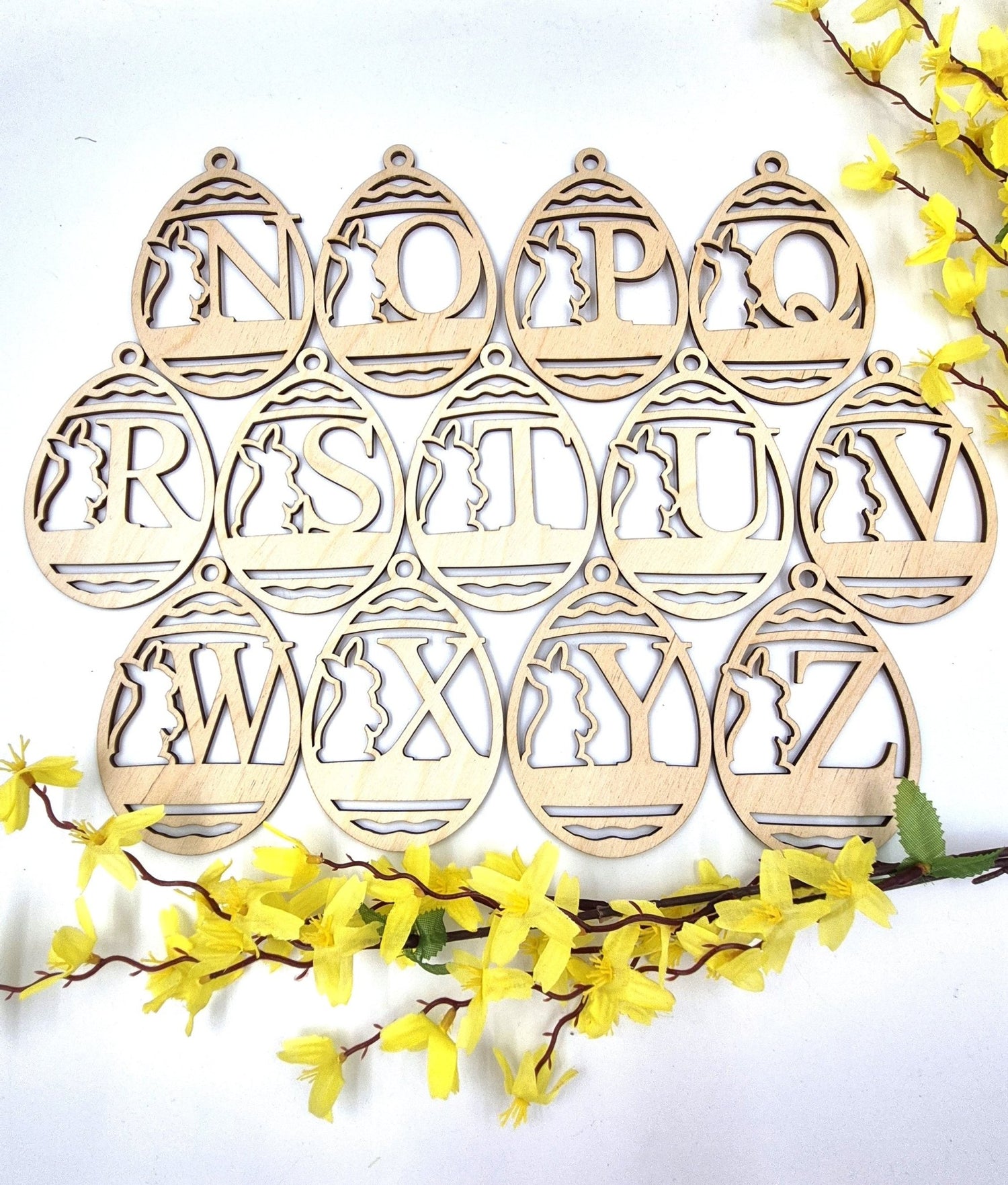 Osterhase mit Buchstabe "N bis Z" - personalisierbar - RJC - Circle