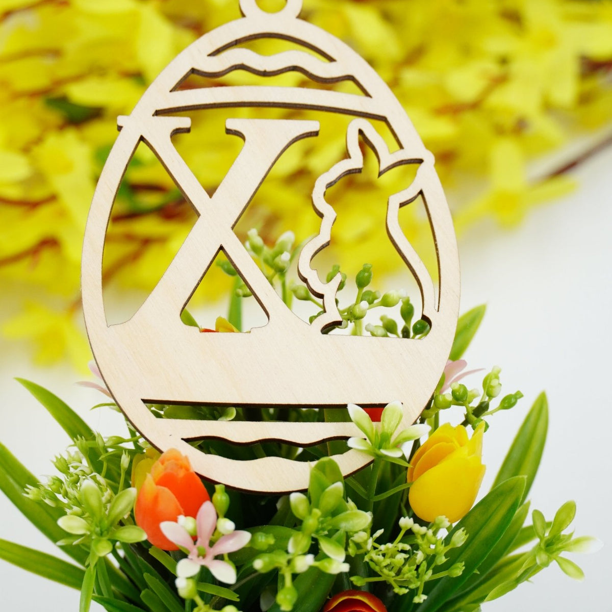 Osterhase mit Buchstabe "N bis Z" - personalisierbar - RJC - Circle