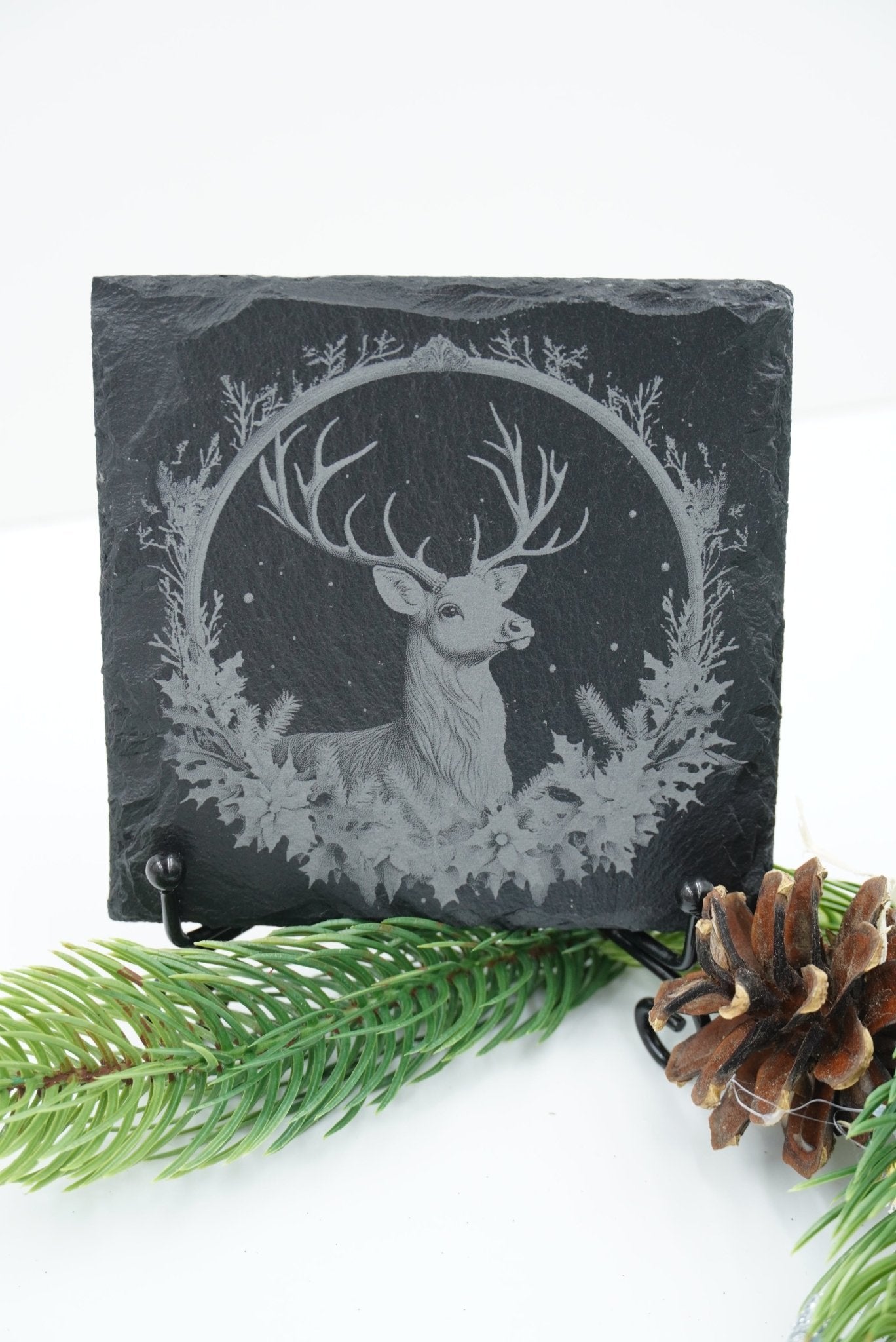 Schieferplatte "Hirsch mit Zweigornament" - RJC - Circle