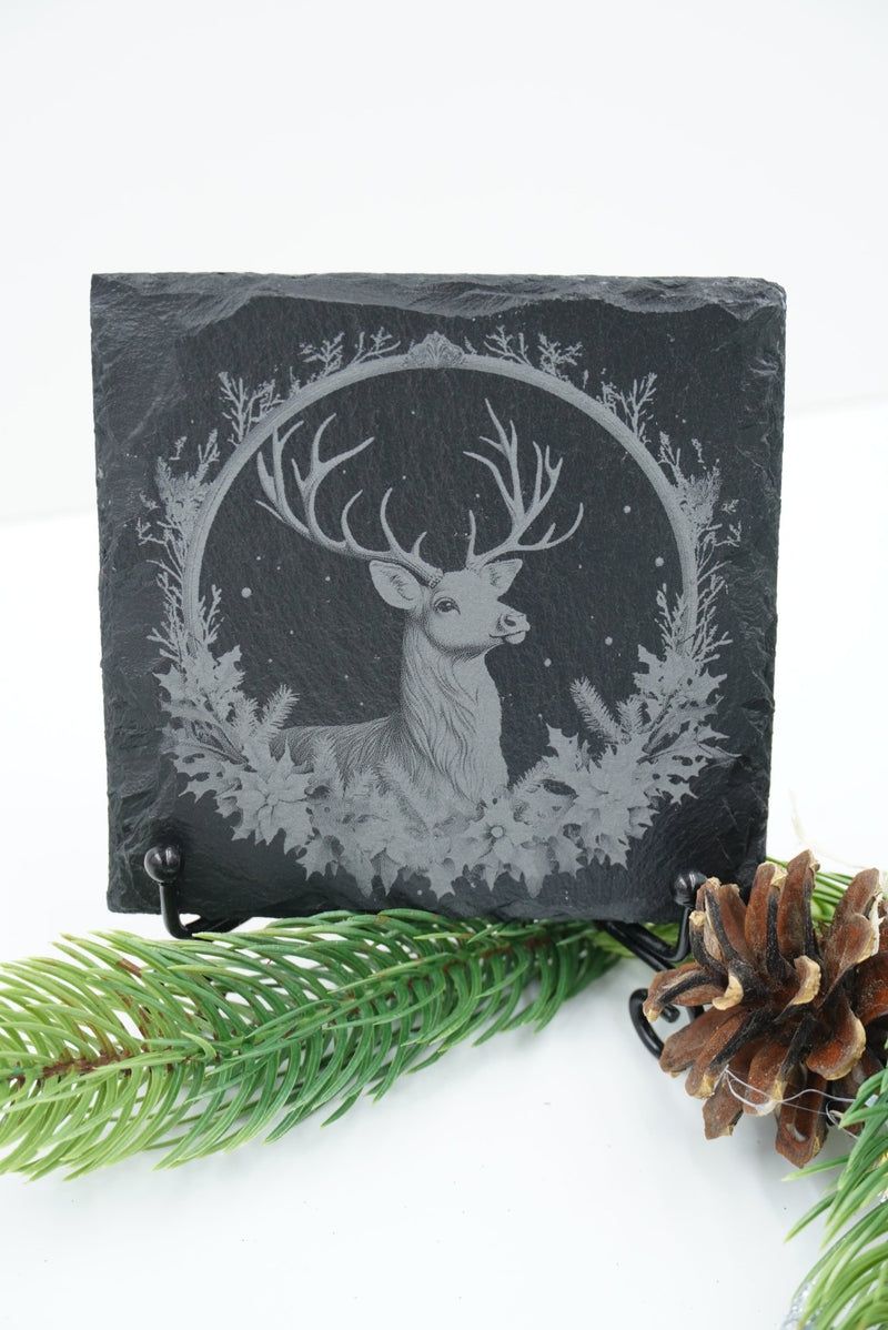 Schieferplatte Hirsch mit Zweigornament, Lasergravur, lokal gefertigt in Niederbayern