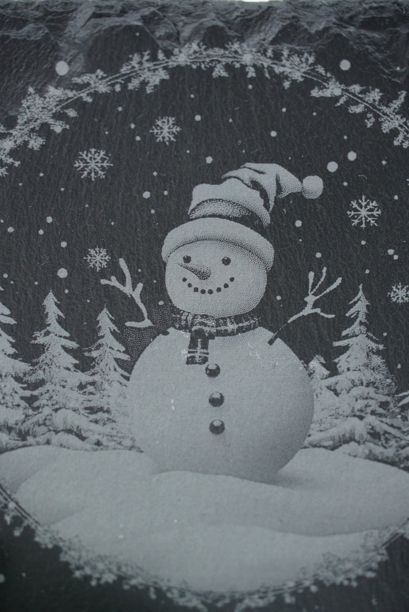 Schieferplatte "Schneemann mit Tannen" - RJC - Circle