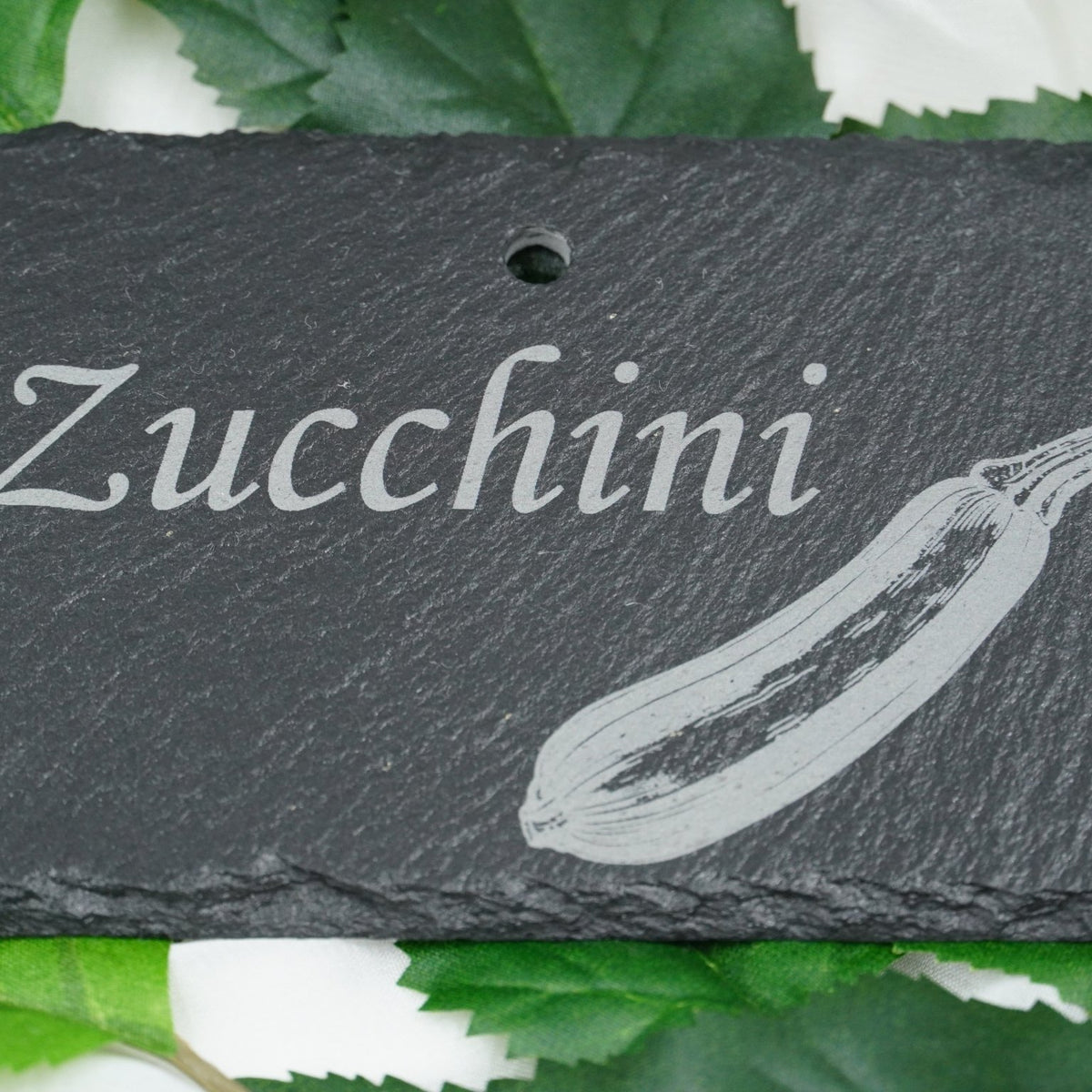 Schieferschild für Gemüse und mehr – Laser graviert & wetterfest - RJC-Circle