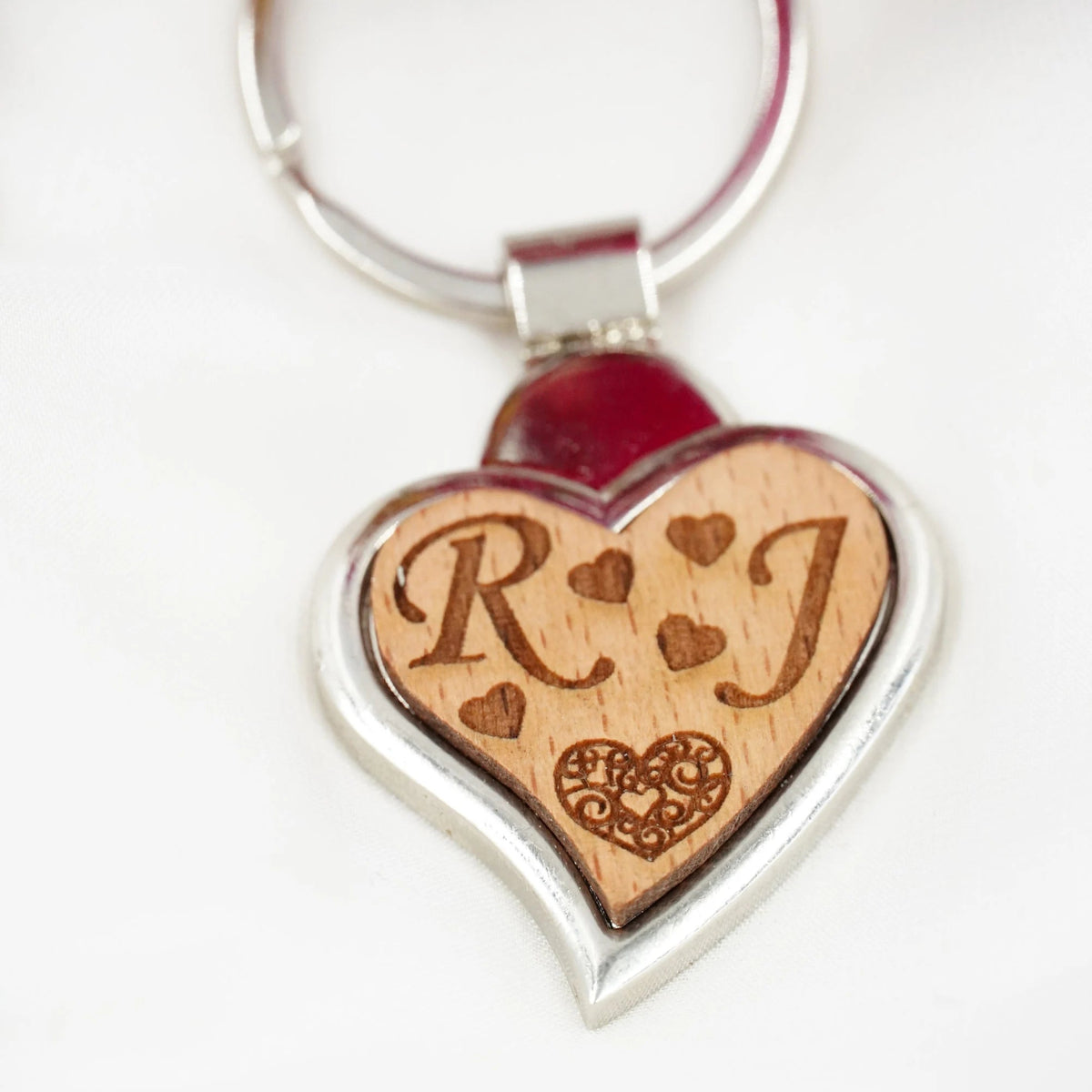 Schlüsselanhänger "Holzherz in Metallfassung" - personalisierbar - RJC - Circle