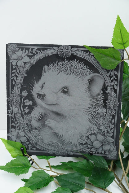 Tier Untersetzer "Igel auf Blumenbett" - personalisierbar - RJC - Circle