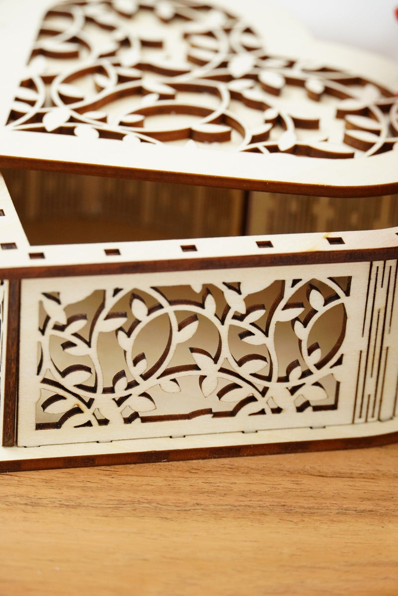 Valentin Geschenkbox Herz groß - personalisierbar - RJC - Circle