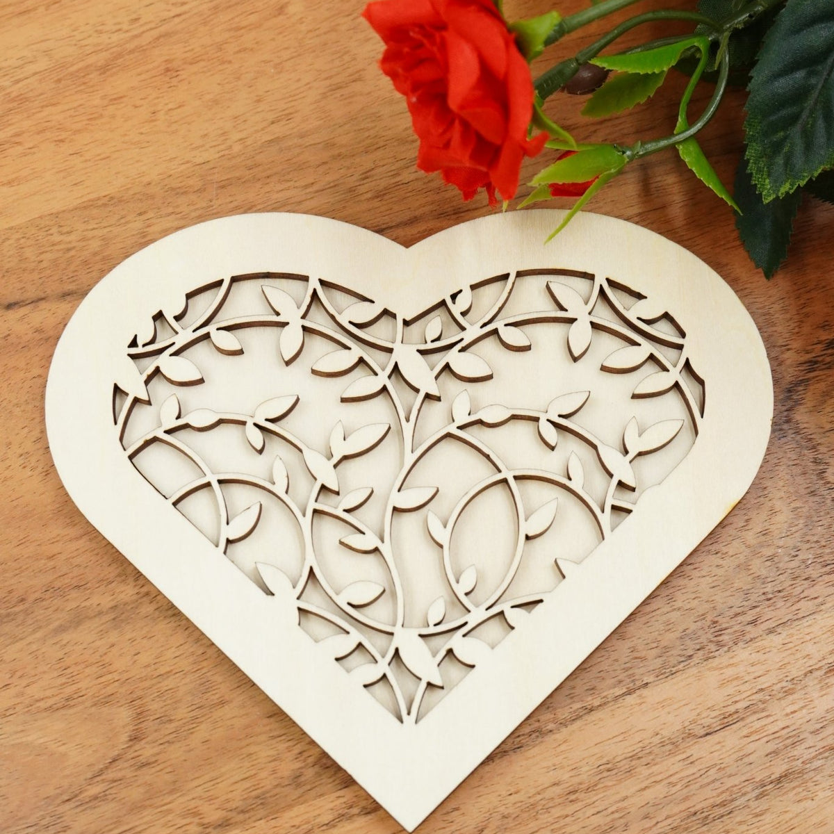 Valentin Geschenkbox Herz groß - personalisierbar - RJC - Circle