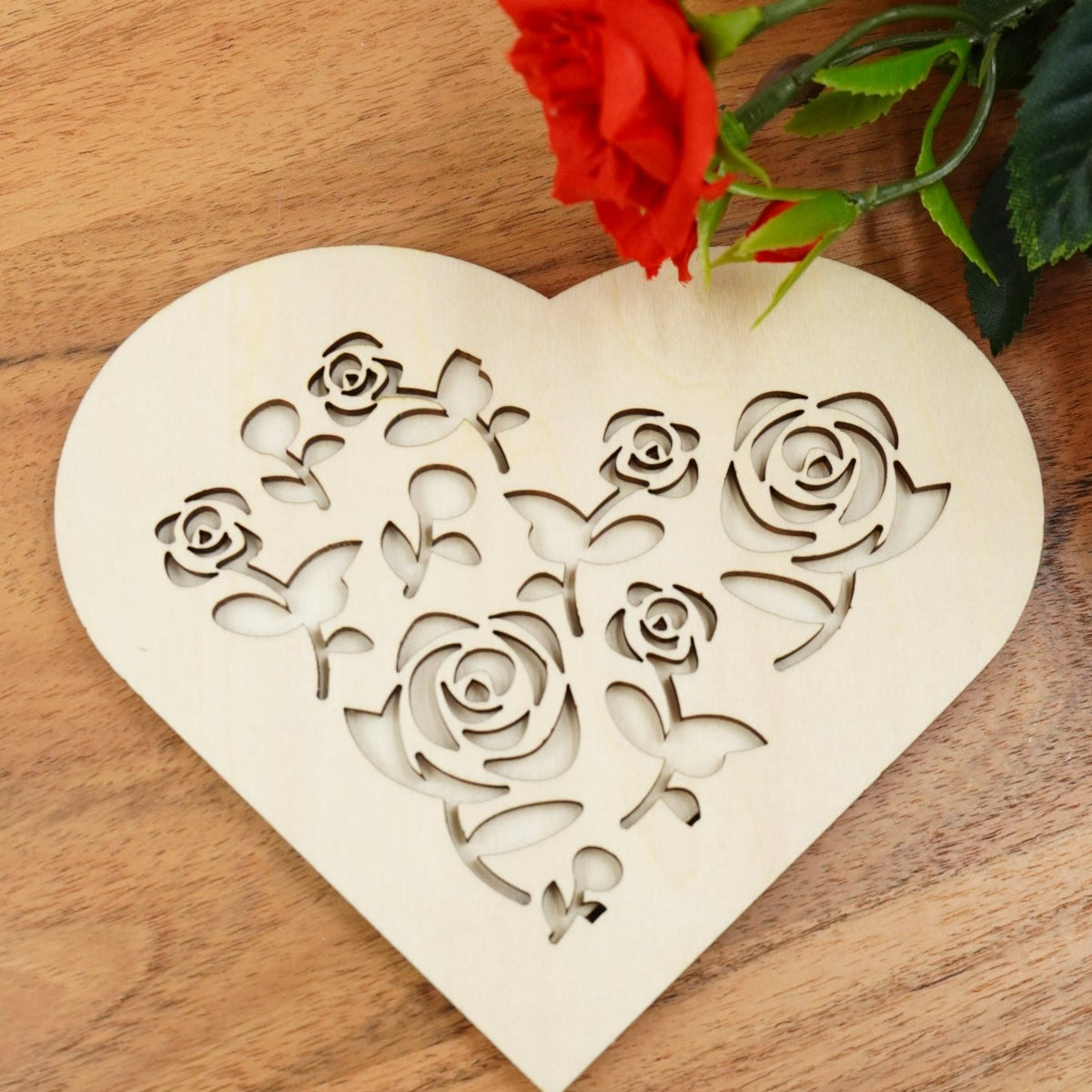 Valentin Geschenkbox Herz groß - personalisierbar - RJC - Circle