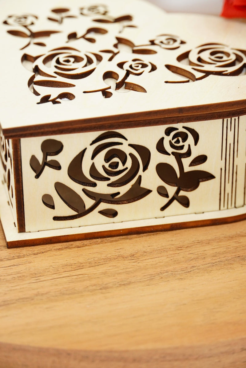 Valentin Geschenkbox Herz groß - personalisierbar - RJC - Circle