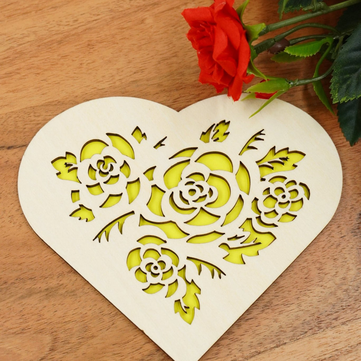 Valentin Geschenkbox Herz groß - personalisierbar - RJC - Circle