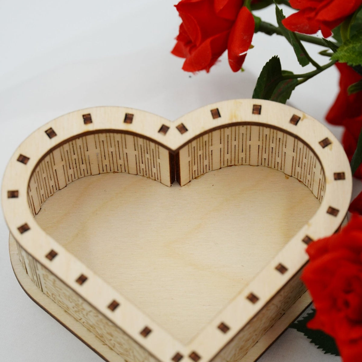 Valentin Geschenkbox Herz klein - personalisierbar - RJC - Circle