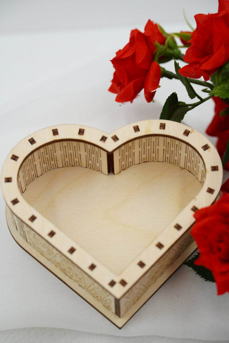 Valentin Geschenkbox Herz klein - personalisierbar - RJC - Circle