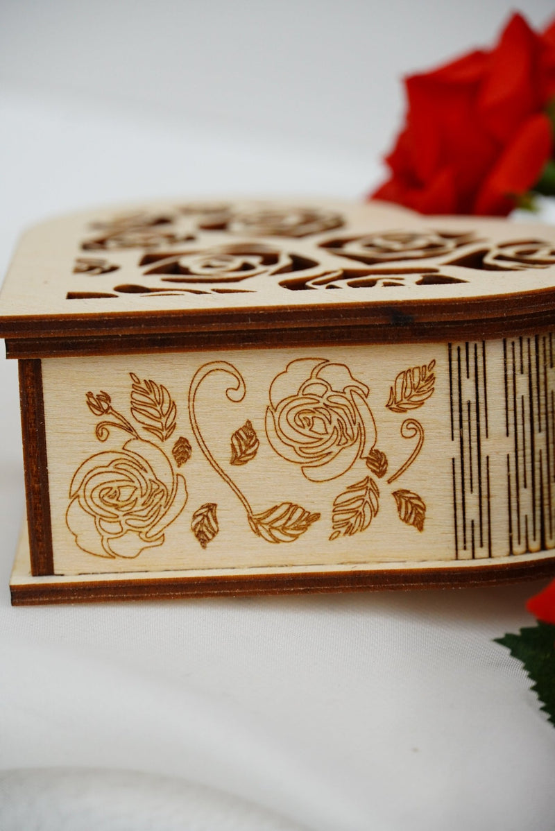 Valentin Geschenkbox Herz klein - personalisierbar - RJC - Circle