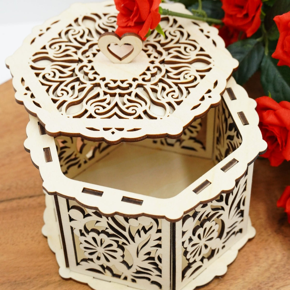 Valentin Geschenkbox sechseck Blumendesign - personalisierbar - RJC - Circle