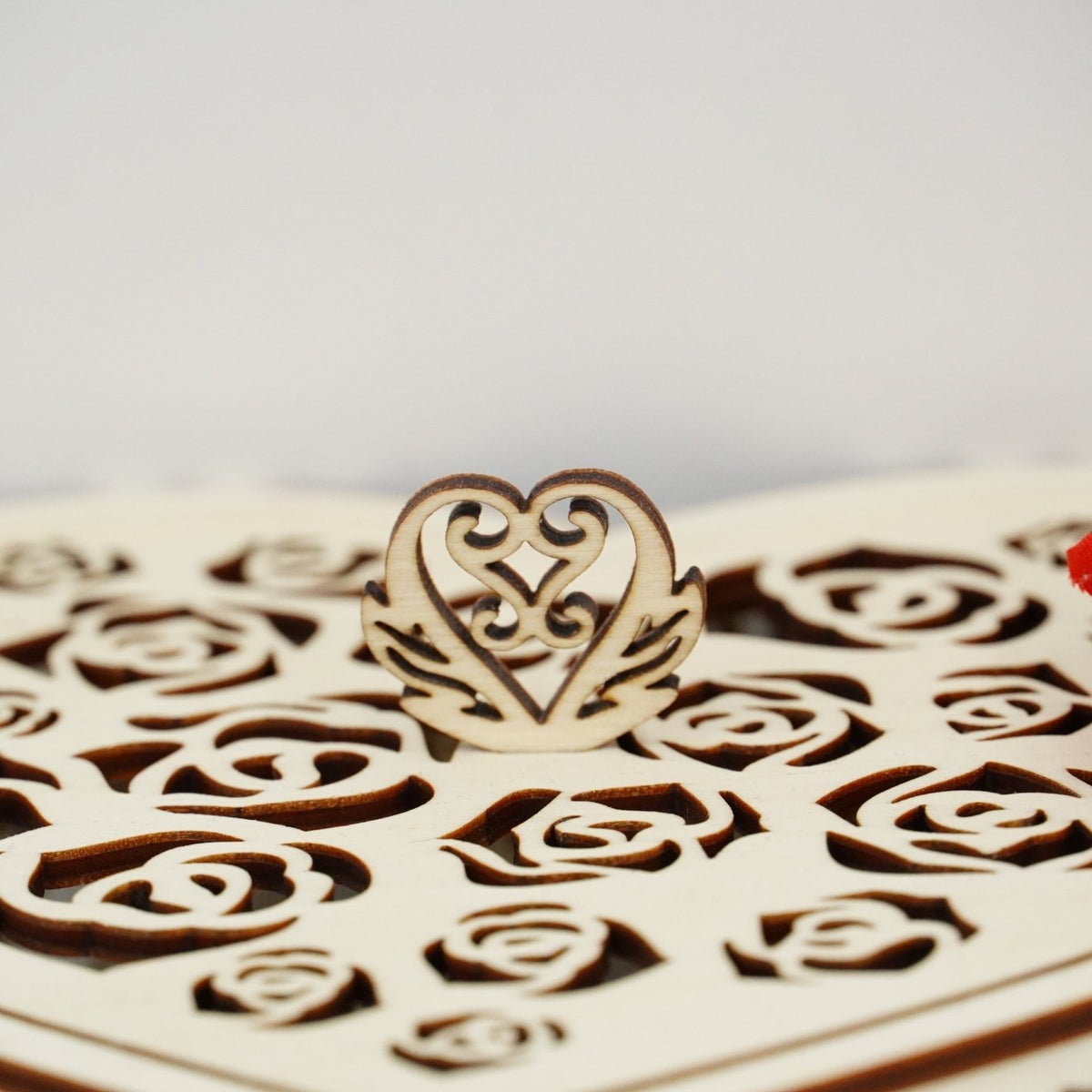 Valentinsbox filigran Rosendeckel - RJC - Circle
