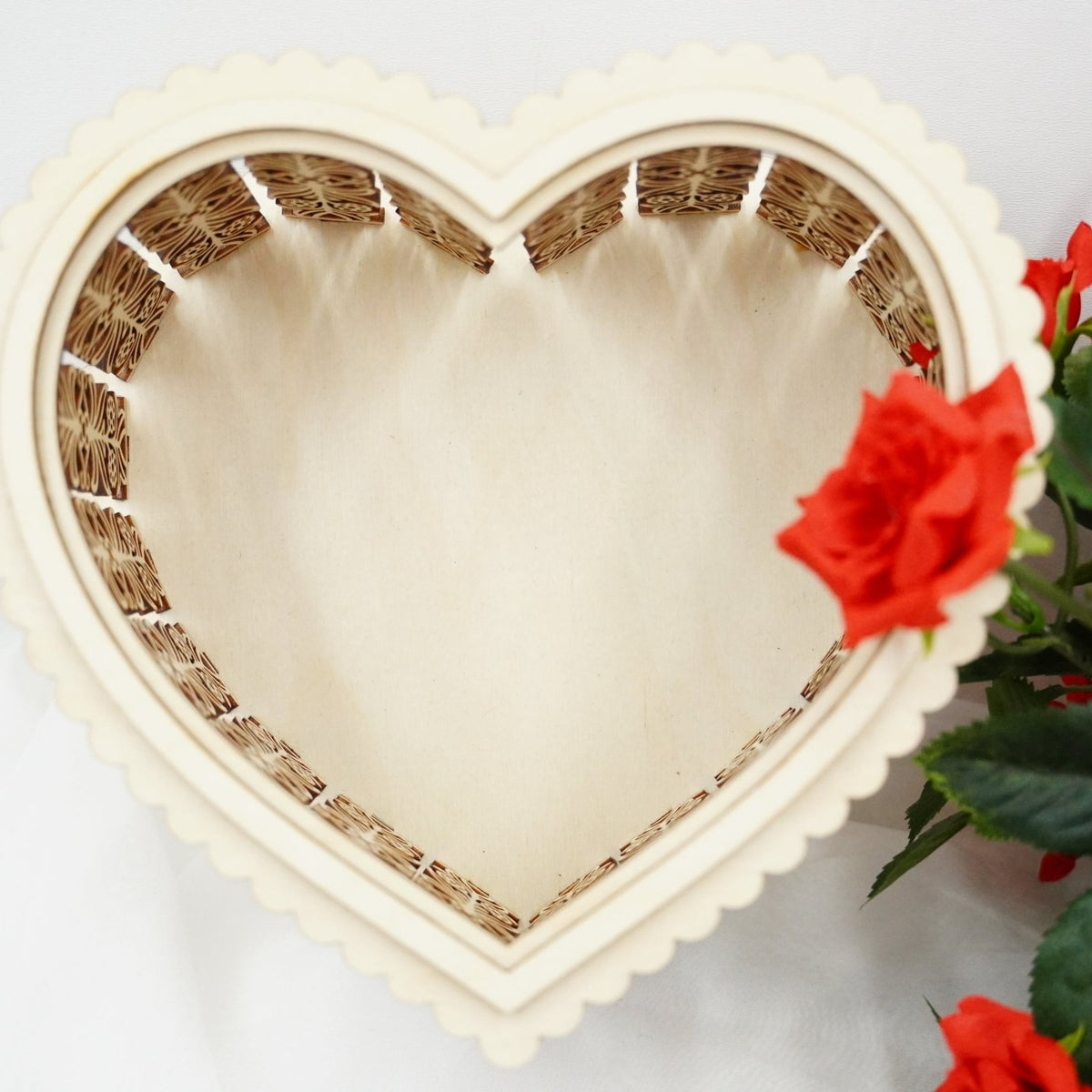 Valentinsbox filigran Rosendeckel - RJC - Circle