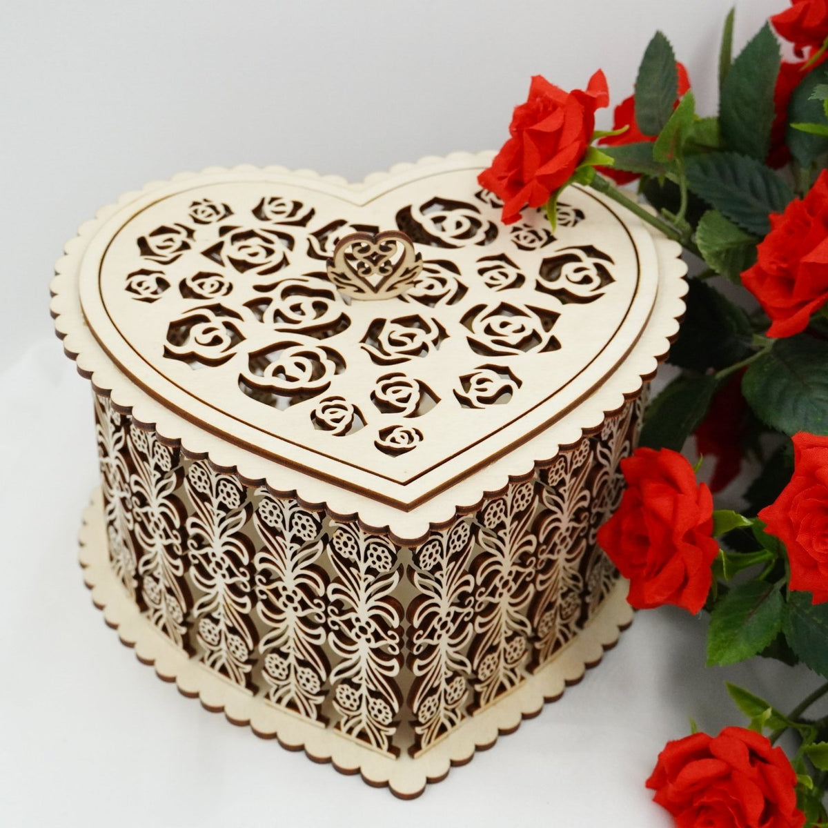 Valentinsbox filigran Rosendeckel - RJC - Circle