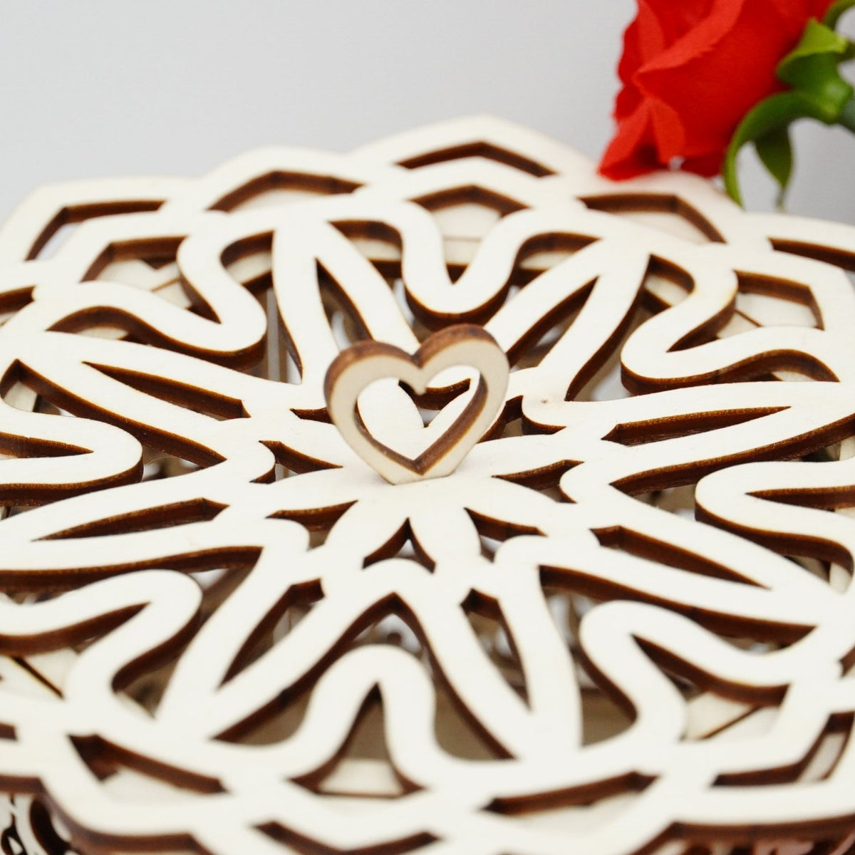 Valentinsbox Ranke mit Herz - RJC - Circle
