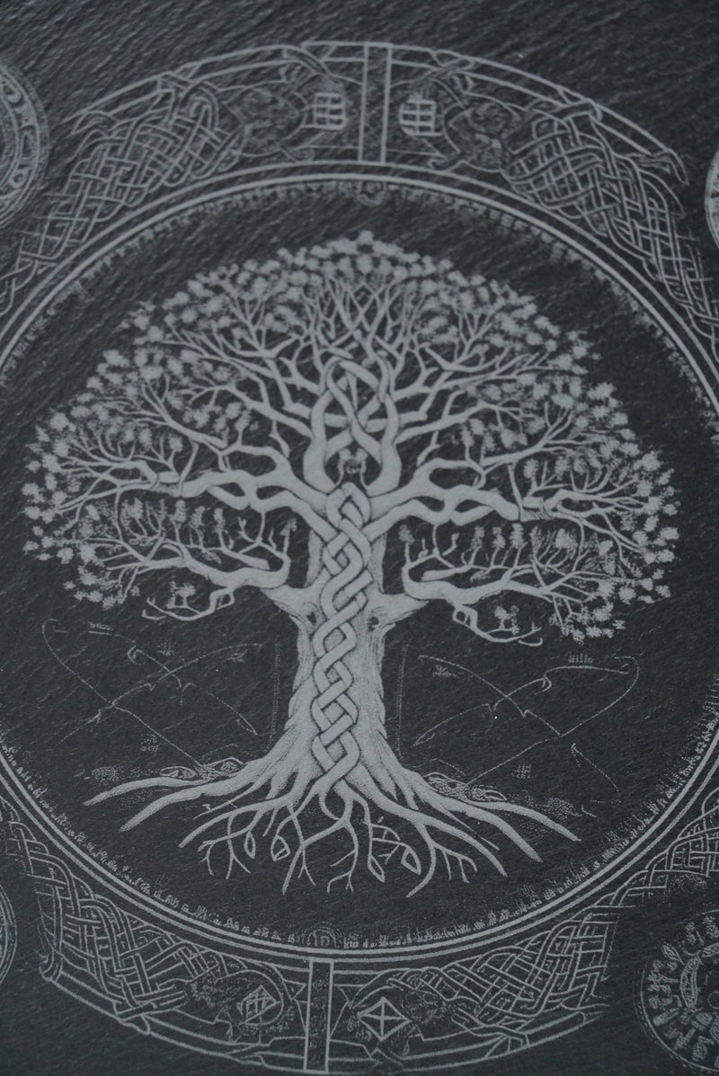 Vikings Untersetzer Yggdrasil mit gordischen Knotenornament - personalisierbar - RJC - Circle