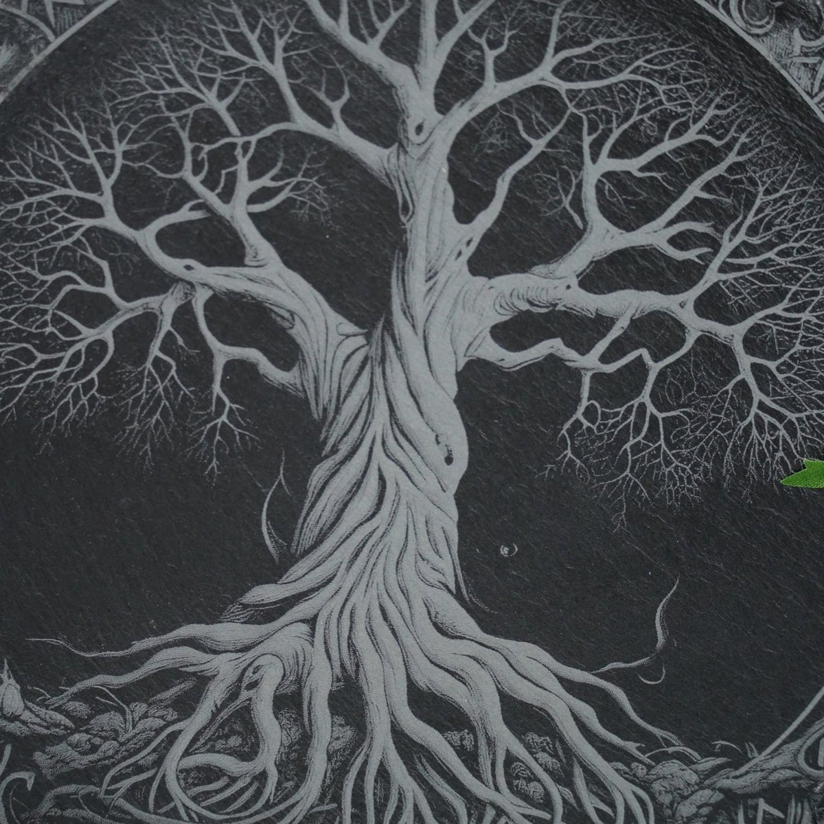 Vikings Untersetzer Yggdrasil mit Ornamente - personalisierbar - RJC - Circle