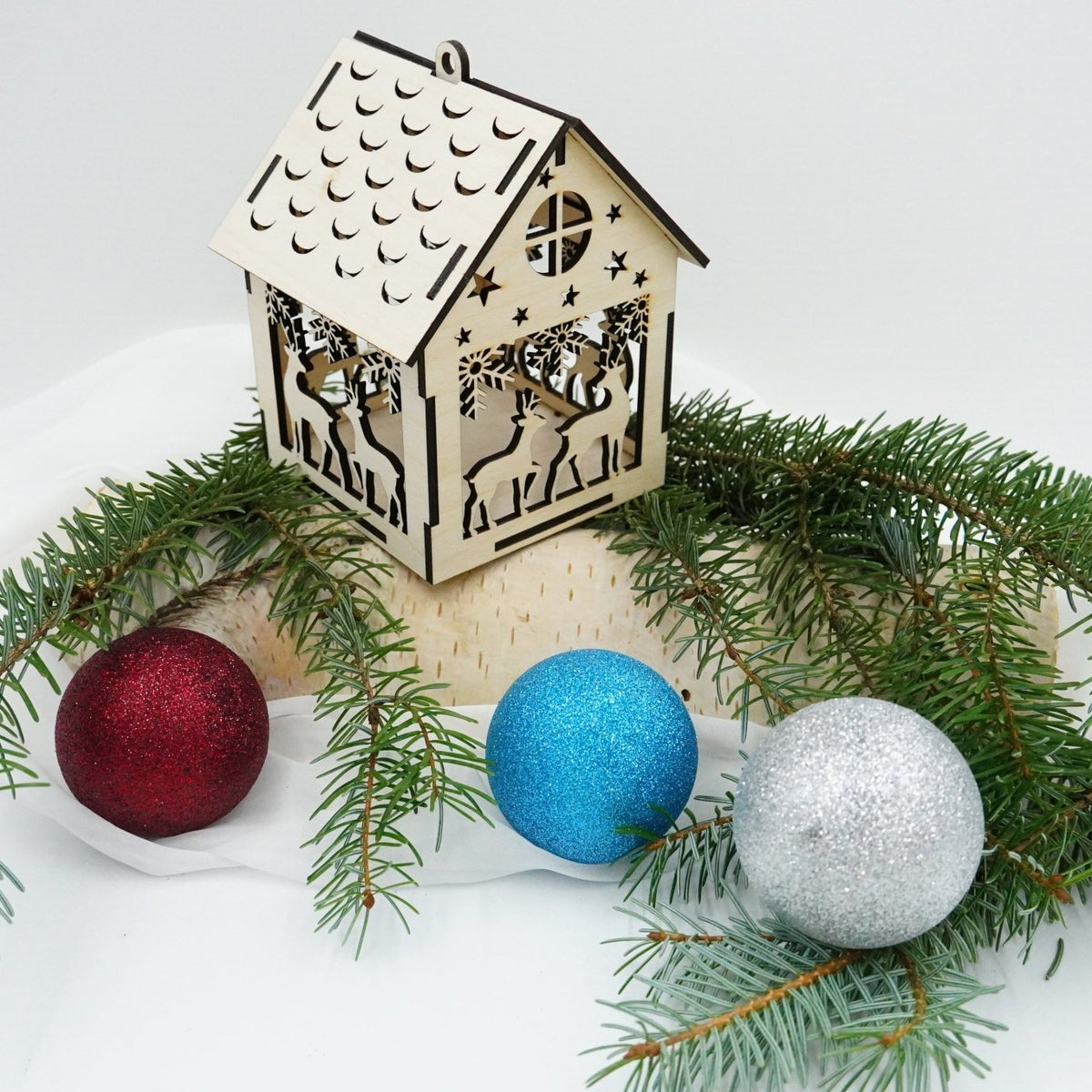 Weihnachtshaus in fünf Designs - RJC - Circle