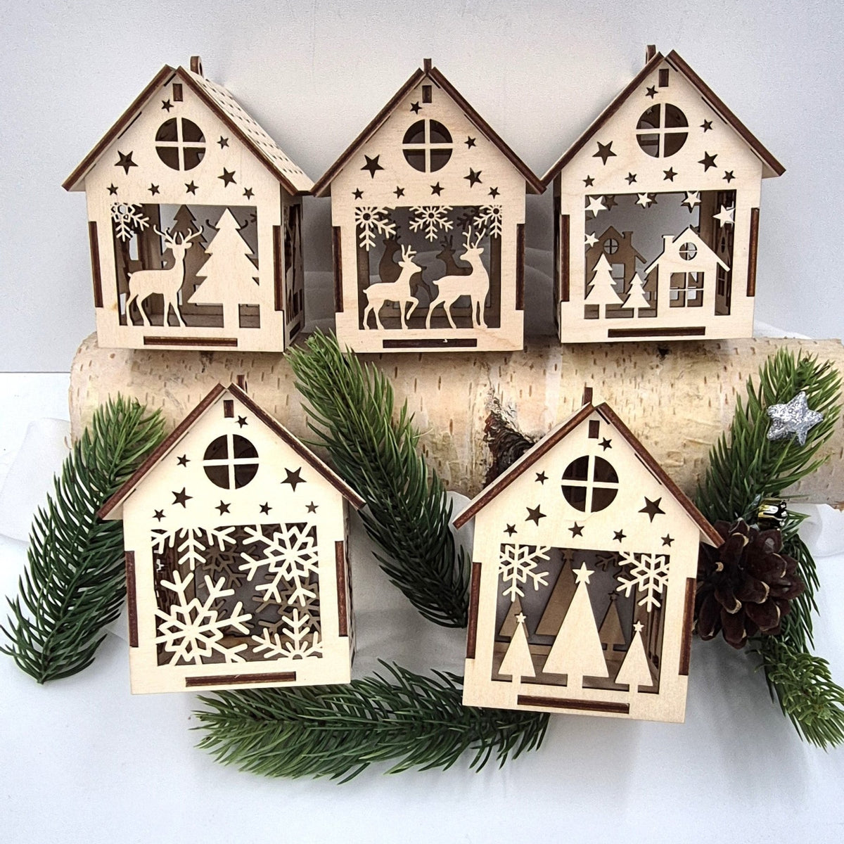 Weihnachtshaus in fünf Designs - RJC - Circle