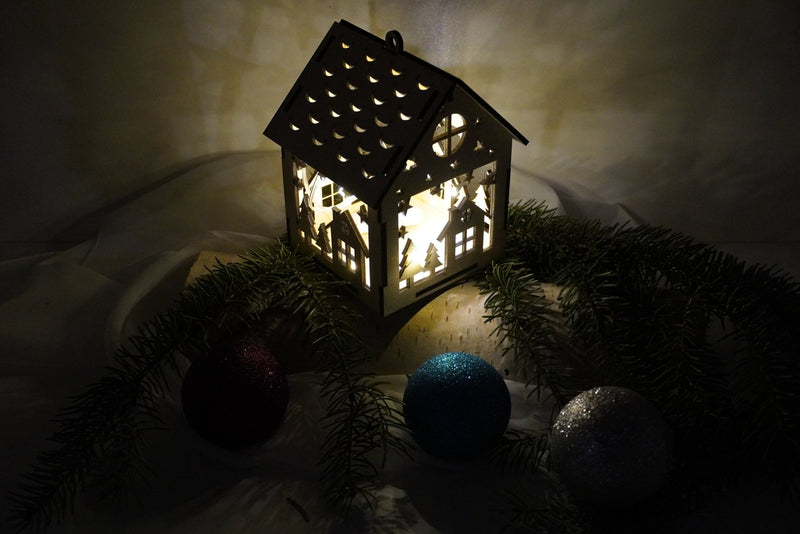 Weihnachtshaus in fünf Designs - RJC - Circle