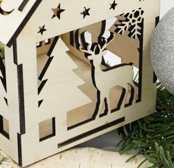 Weihnachtshaus in fünf Designs - RJC - Circle